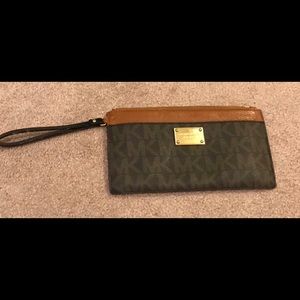 MK wristlet